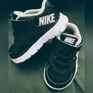 Toddler Nike shoes